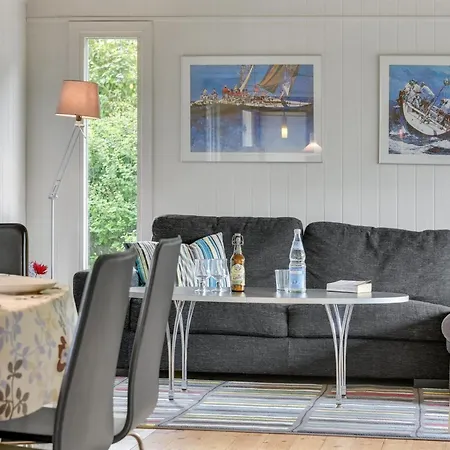 Nyaraló Jenny - 140m From The Sea By Interhome *